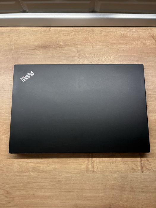 Laptop Lenovo ThinkPad E15 i5 gen 10 16GB RAM 256GB SSD 15.6 inch