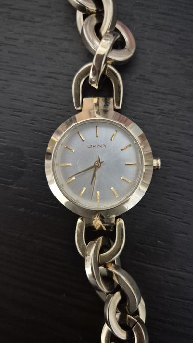 Дамски часовник DKNY