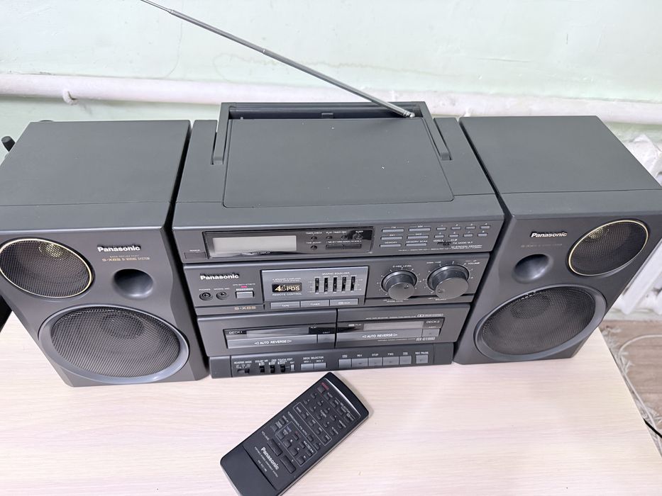 Двухкассетная магнитола