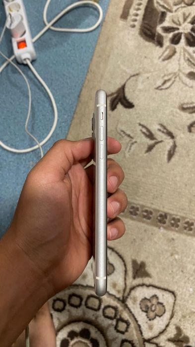 Iphone 11 64 гб.