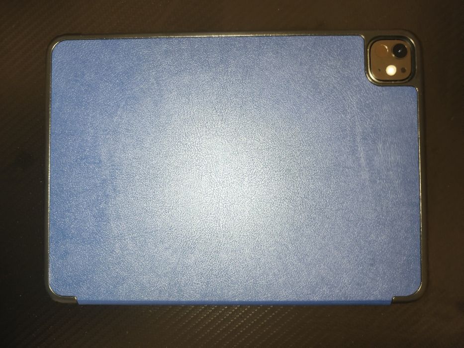 iPad Pro 11" M5 256 GB | Carcasă puțin îndoită (Funcțională) | La Cutie