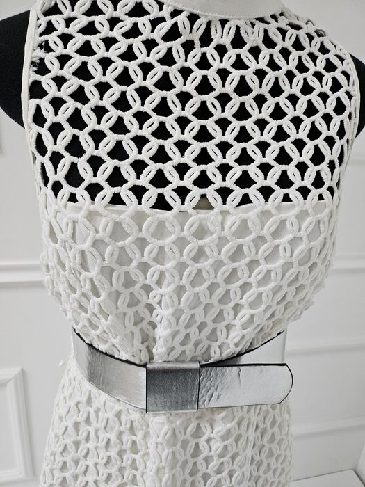 Нова рокля в бяло, без забележки, размер 14