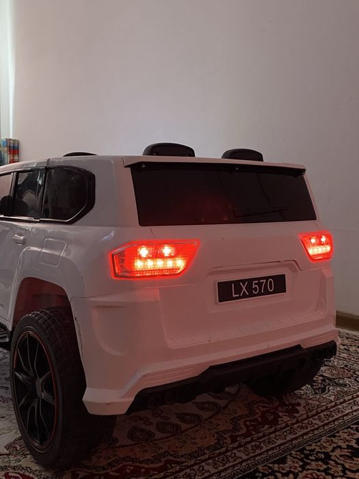 LEXUS LX 570 Детский электромобиль