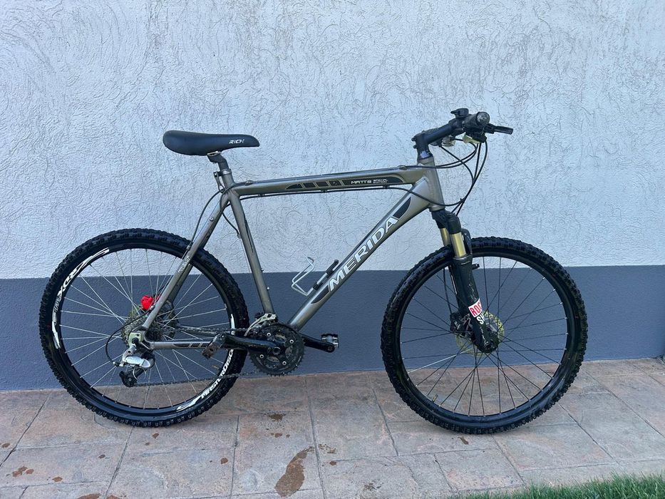 Vand Bicicleta MERIDA roti  pe 26" cadru aluminiu frane hidraulice