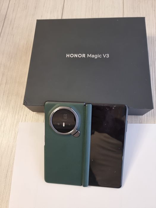 Honor magic v3  green