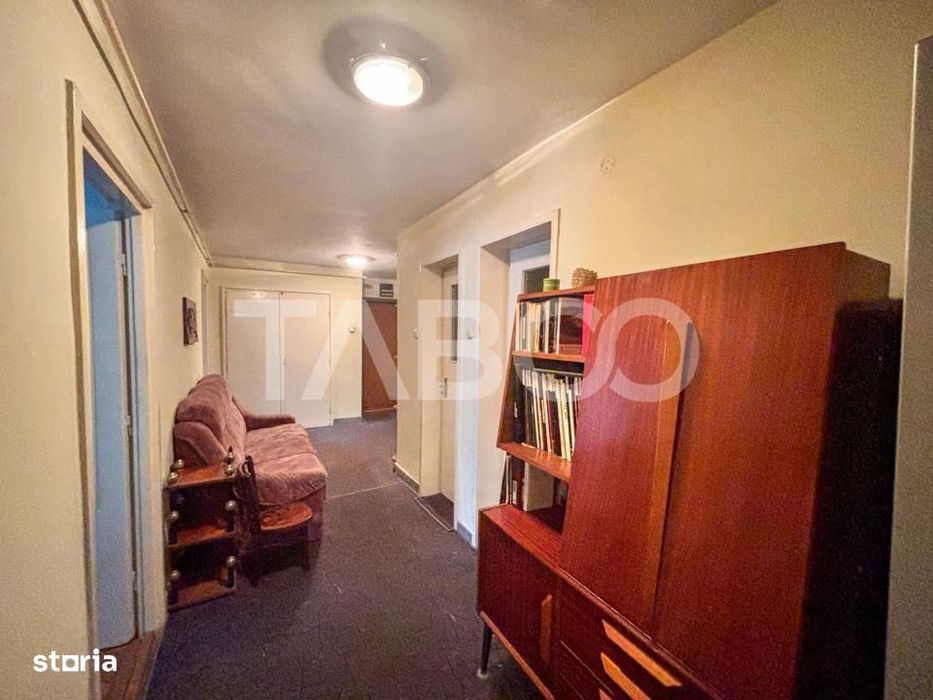 Apartament cu 3 camere decomandate cu balcon in Grigorescu