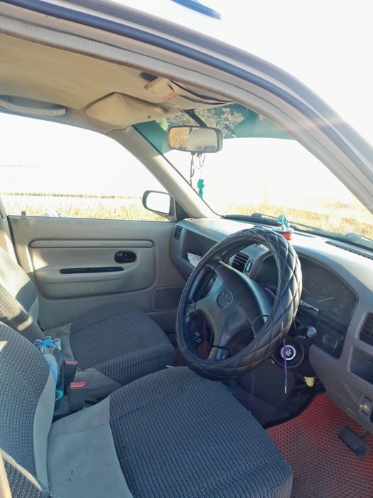 Продам Mazda Demio