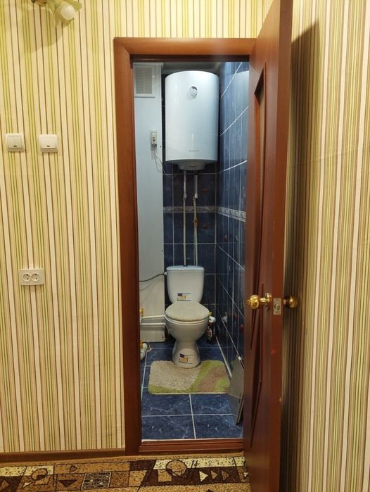 Продам квартиру мкр.д.9.этаж 4