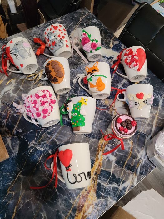 Чаши от ръчно изработенаполимерна глина