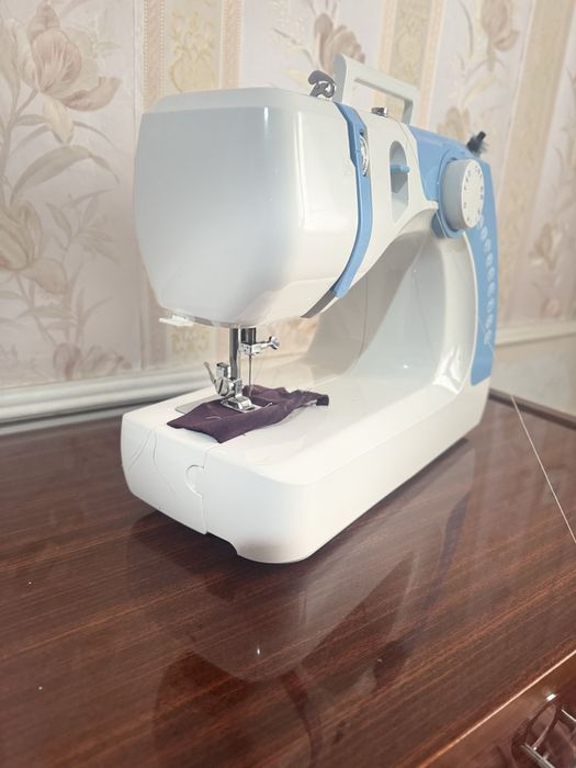 Тикув машинаси сотилади