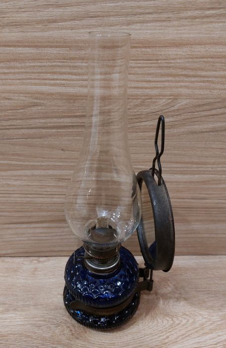 Газов фенер DITMAR BRUNNER Австрия, син цвят на стъклото.