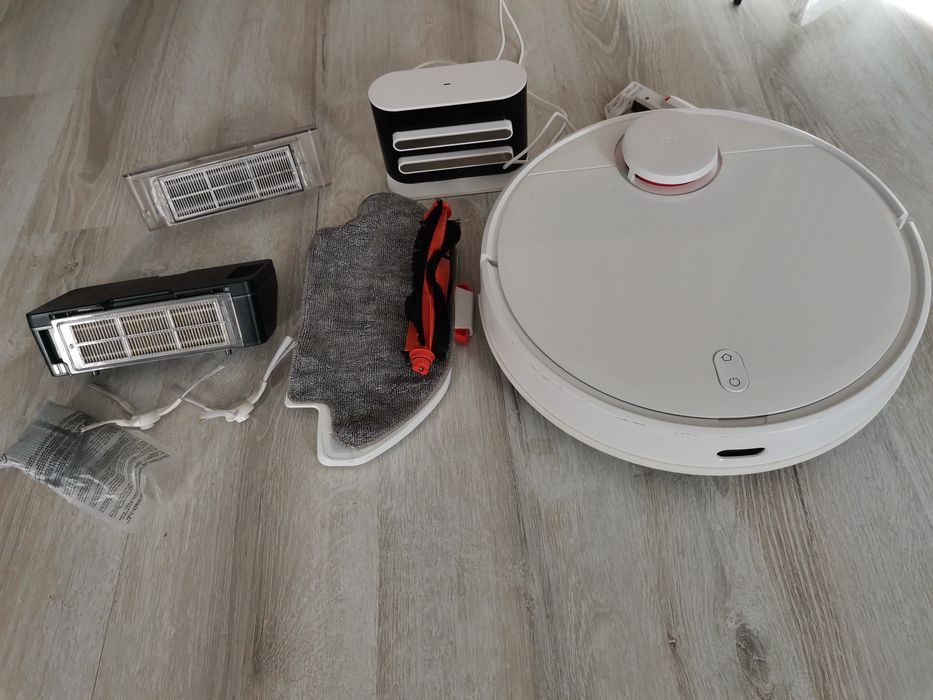 Прахосмукачка робот Xiaomi Vacuum Mop Pro