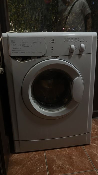 Продам стиральную машинку