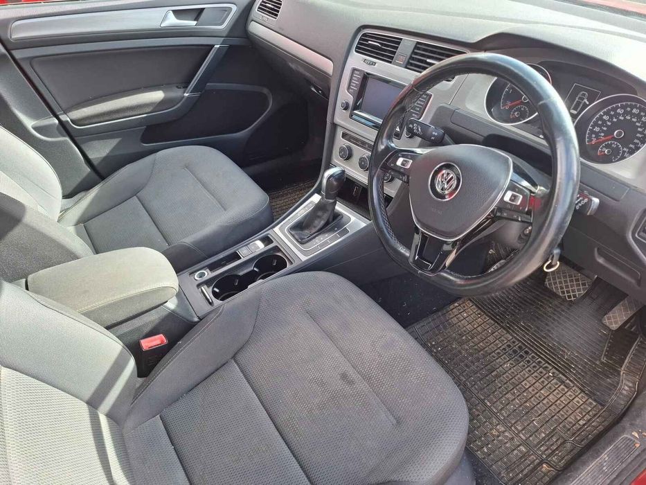 Aripa Spate Dreapta Volkswagen Golf 2014 Break Rosu