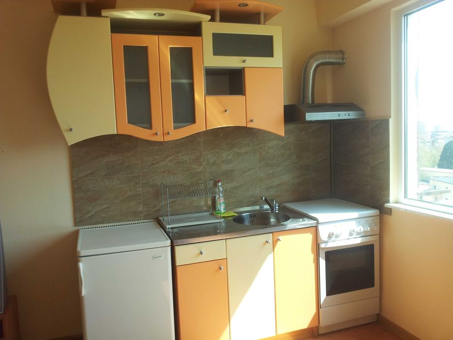 Давам под наем  обзаведен апартамент