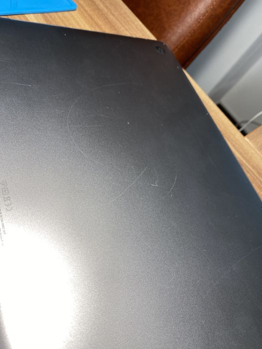 MacBook Pro 14-inch/ Intel Core i7 / 16 Gb RAM / 512 Gb/Space Gray/Bun