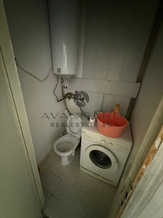 Продава се Двустаен апартамент в Пловдив, Изгрев - 44 кв.м за 1319 €/кв.м - Снимка #4