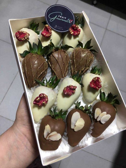 Клубника шоколад Qulupnay shokolad Подарки для женщин