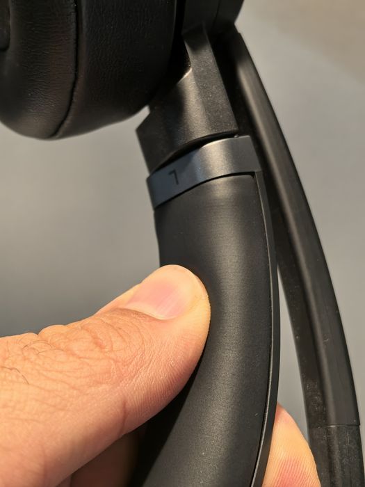 Слушалки с микрофон Lenovo Go ANC USB wired Headset