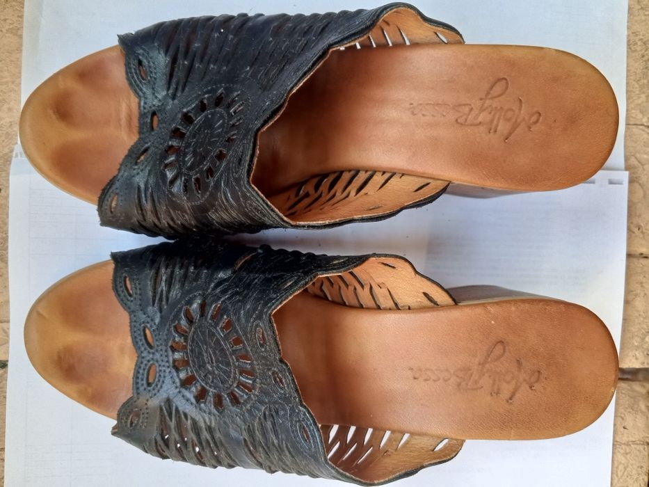 Аёллар Тапичкаси Сотилади