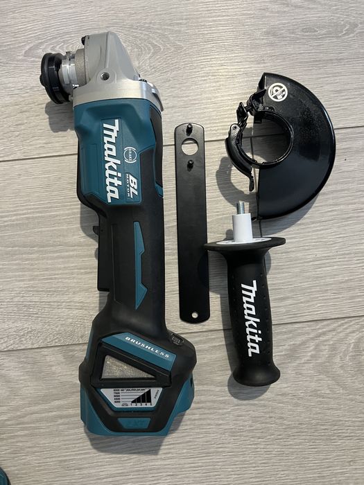 Makita Flex DGA517 NOU