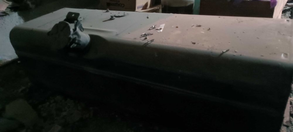 Продам бензобак для грузовых автомобилей