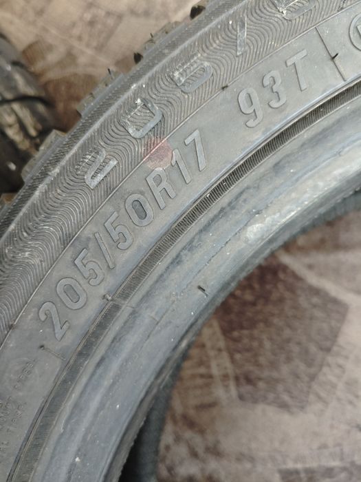 Продам зимние шины