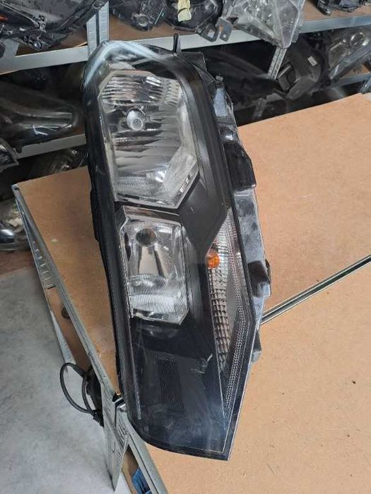 Far stanga VW T-Cross original Europa cod 2GM941005