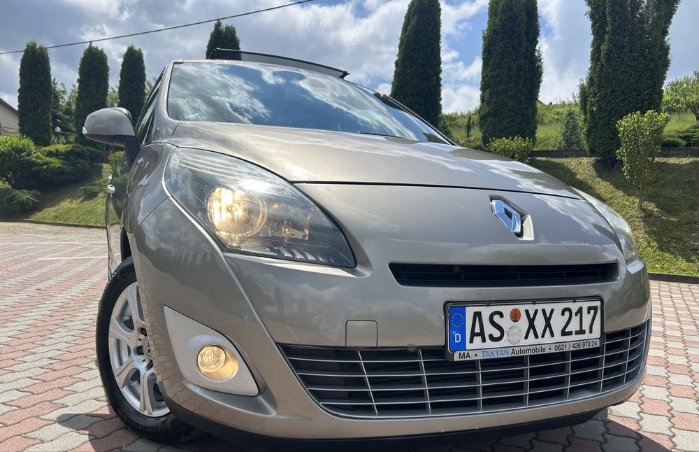 RENAULT Grand Scenic 2011