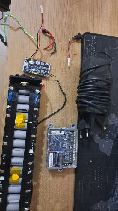 Trotineta Xiaomi Mi 1S defecta