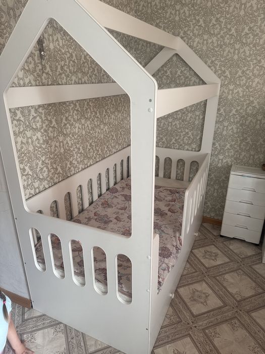 Кровать детская детскся