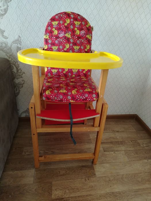 Стул для кормления