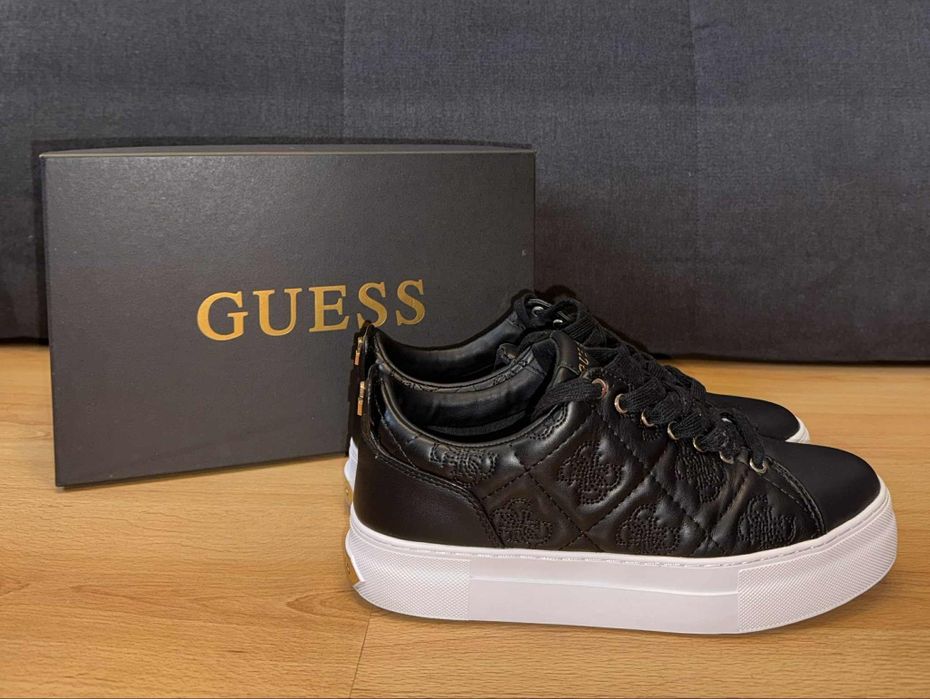 Маратонки GUESS 40