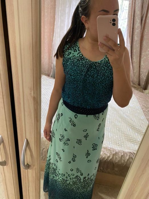 Продам платья недорого