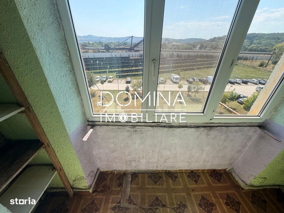 Garsoniera spatioasa situata pe Aleea Scolii, Rovinari — fotografia 3