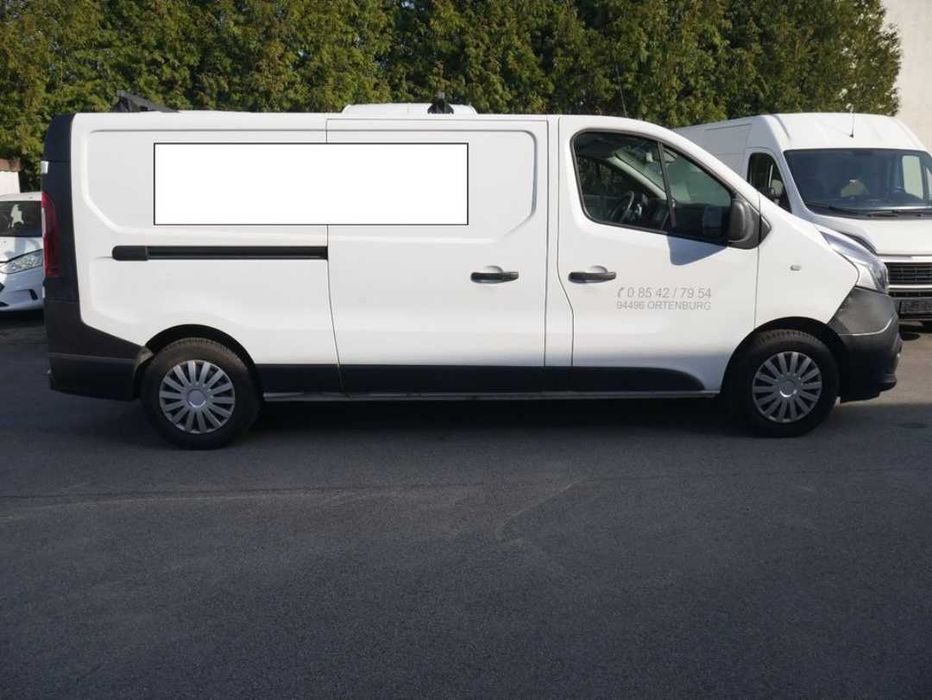 Nissan NV 300 2020