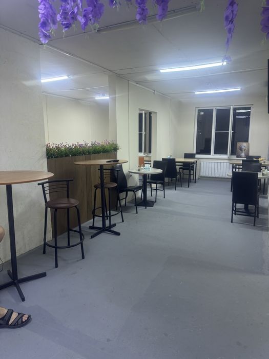 Столы и стуля бу продается комплектом