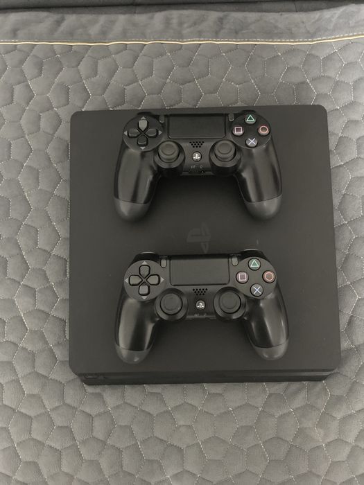 Playstation 4 slim 500gb + gta 5
