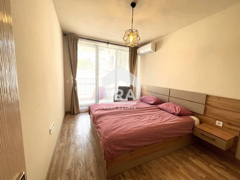 Дава се под наем Двустаен апартамент в Варна, Център - 60 кв.м за 750 € - Снимка #4