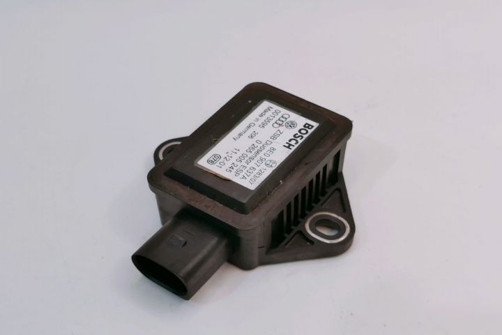 Senzor ESP Bosch  8E0907637A Audi A6 4B/C5 (facelift)