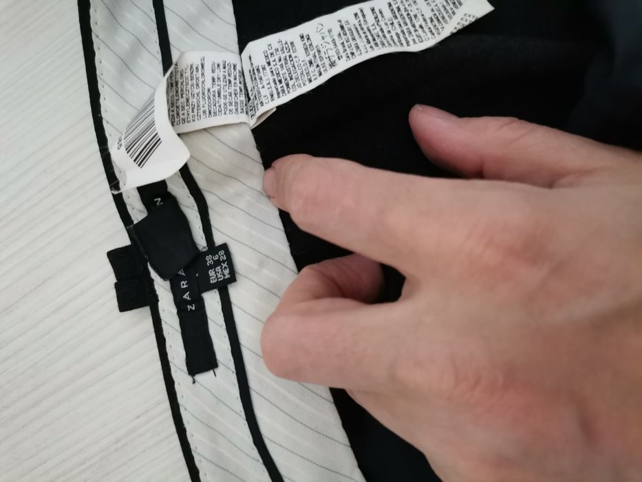 Costum Zara mărimea 38