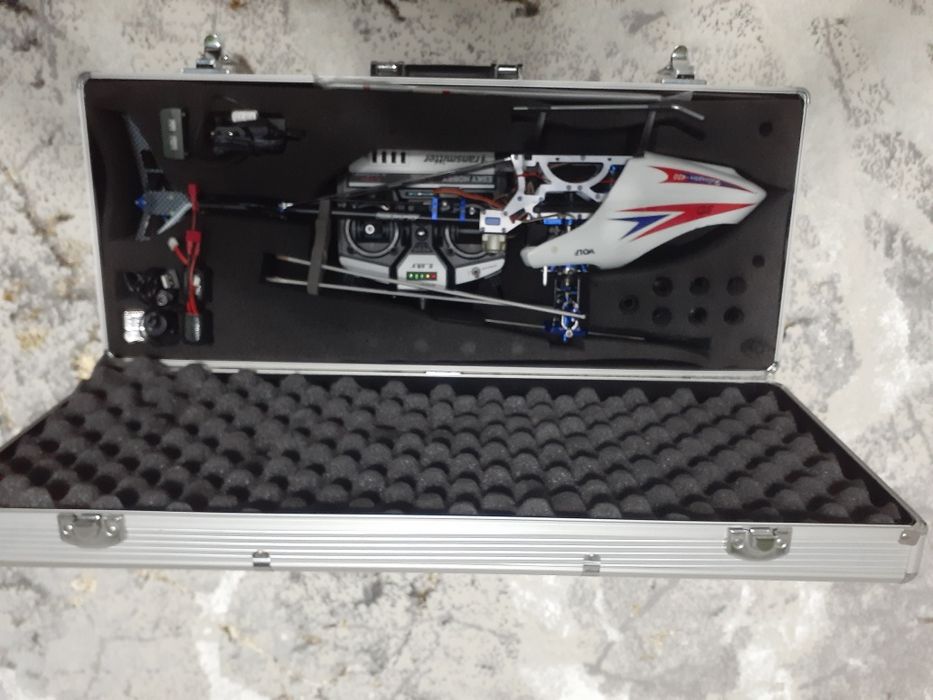 Радиоуправляемая модель вертолёт 450