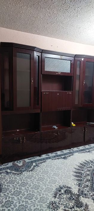 Mebel sotiladi holati  zo'r qo'shimcha shifanerlari ham bor ikkita ...