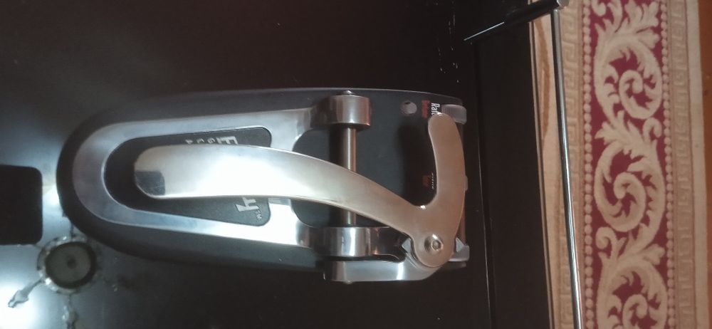 Музыкальные акмесуары