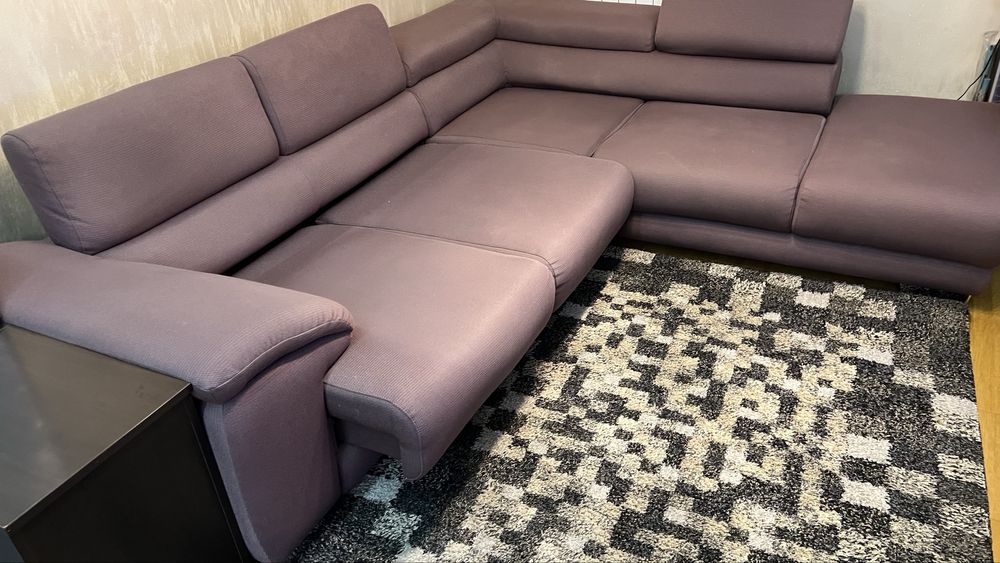 Ъглов диван с релакс функция