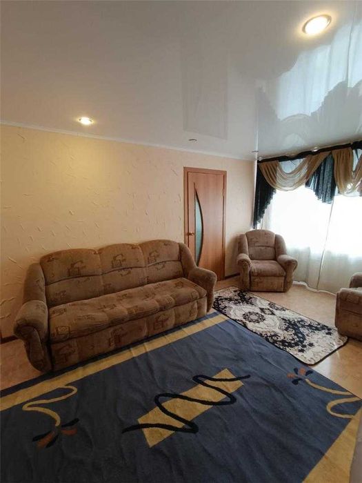 *Продается 2-х комн в Центре города ! Район ТД Абзал!