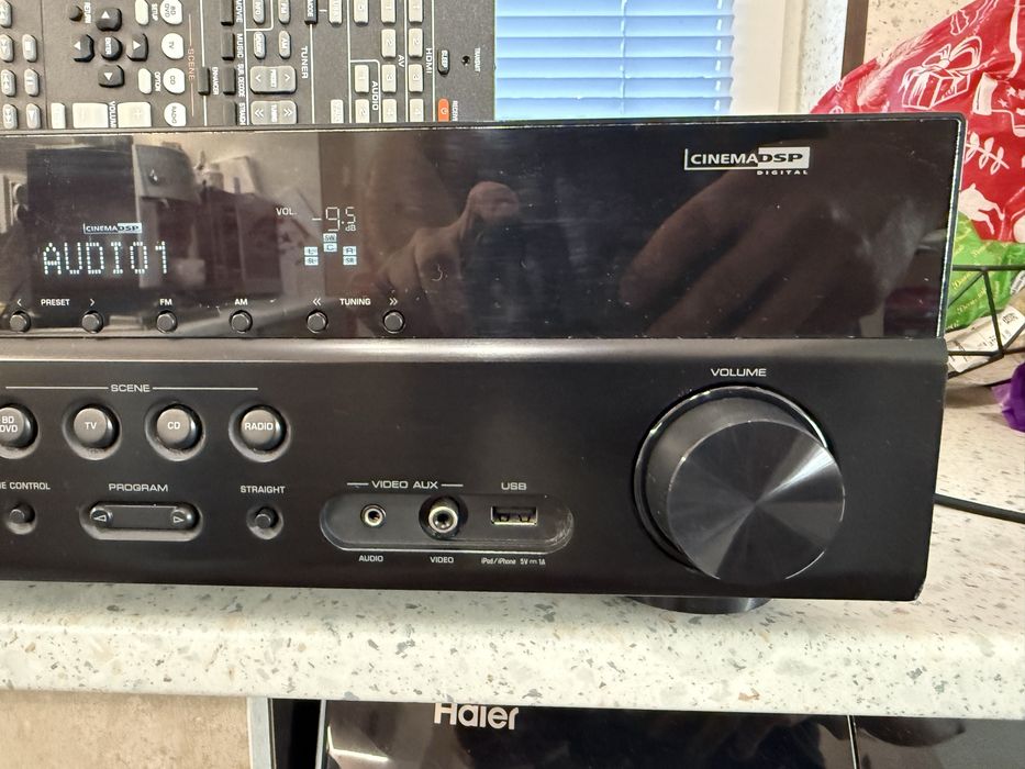 Yamaha RX-V373 resiver