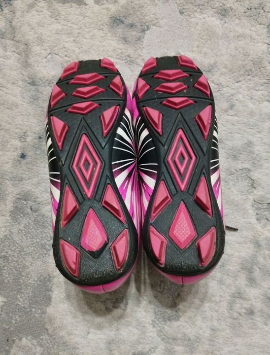 Бутсы для девочки 34 размер