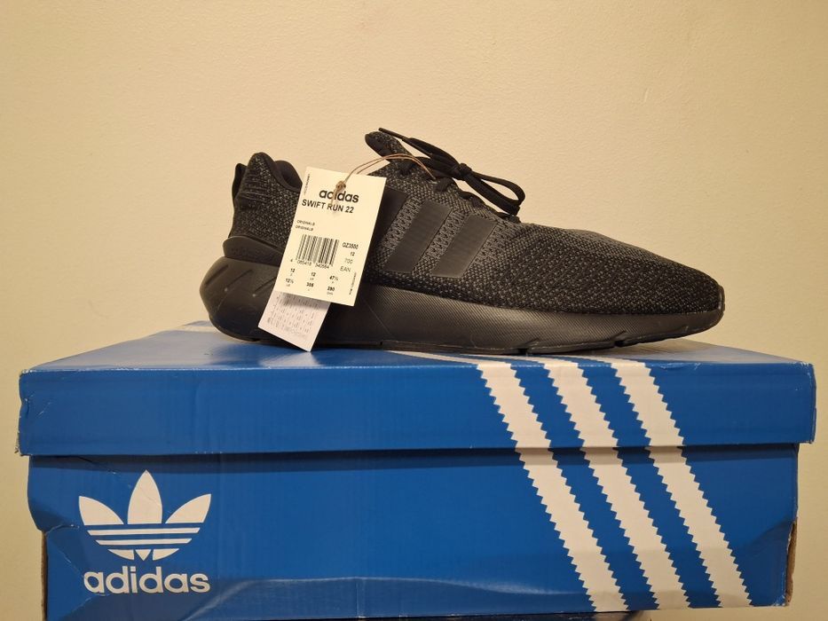 Adidas Swift Run 22. 47 1/3