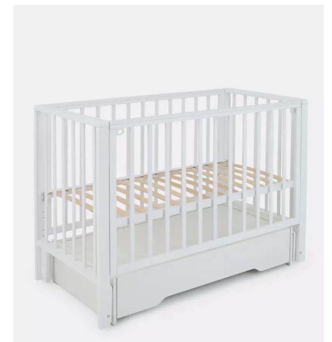 Продам детскую кровать с матрасом